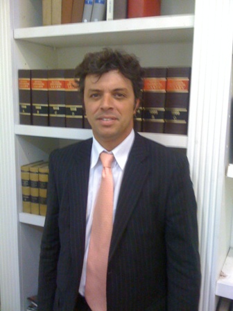 Dr. Santiago R. Yofre